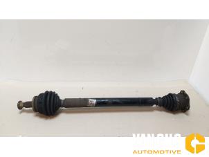 Used Front drive shaft, right Volkswagen Polo IV (9N1/2/3) 1.4 16V Price € 74,99 Margin scheme offered by Van Gils Automotive