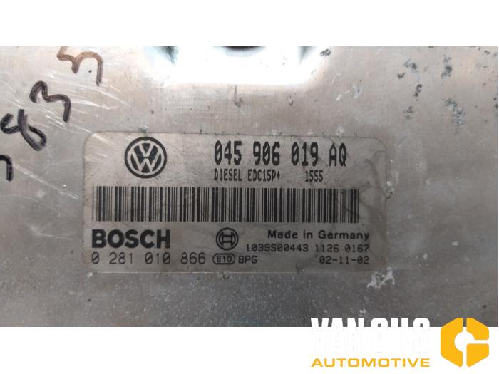 Ordenador de gestión de motor de un Volkswagen Polo IV (9N1/2/3) 1.4 16V 2002