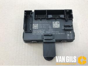 Usados Módulo (varios) Audi A4 Avant (B9) 2.0 40 T MHEV 16V Precio € 69,99 Norma de margen ofrecido por Van Gils Automotive