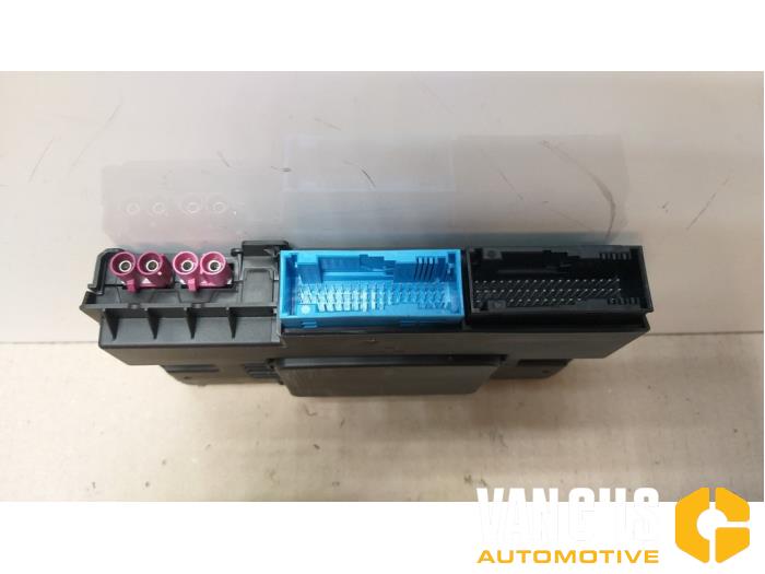 Gateway module Audi A4 Avant 2.0 40 T MHEV 16V 8W5907468F
