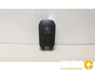 Used Folding key Peugeot Partner Price on request offered by Van Gils Automotive