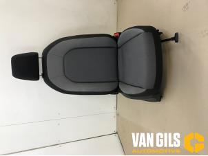 Używane Fotel prawy Seat Ibiza V (KJB) 1.6 TDI 95 Cena € 272,24 Z VAT oferowane przez Van Gils Automotive