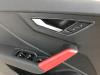 Tapizado de puerta de 4 puertas izquierda delante de un Audi Q2 (GAB/GAG) 2.0 TDI 16V 150 Quattro 2017