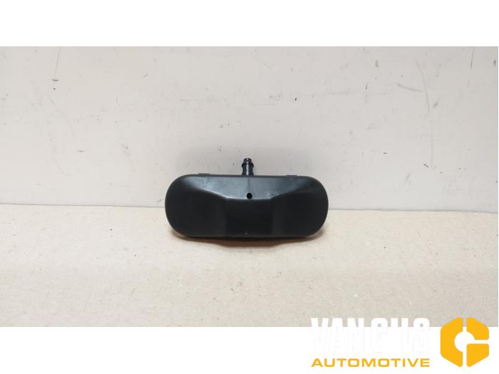 Cover cap headlight washer left from a Volkswagen Polo VI (AW1) 1.0 TSI 12V 2018