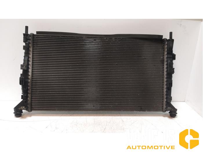 Used Radiator Volvo V50 (MW) 1.8 16V Price € 65,00 Margin scheme offered by Van Gils Automotive
