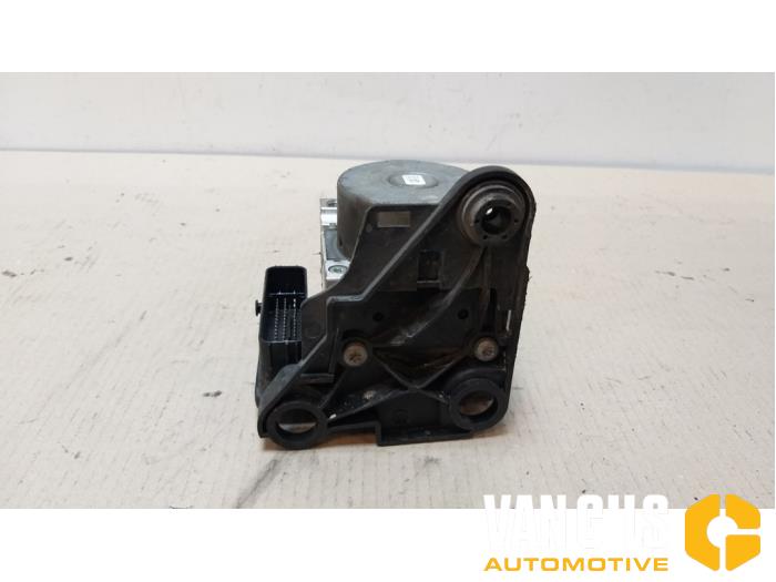 ABS pump from a Volkswagen Touran (5T1) 2.0 TDI 150 2017