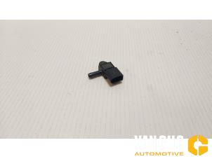 Used Fuel pressure sensor Volkswagen Touran (5T1) 2.0 TDI 150 Price on request offered by Van Gils Automotive
