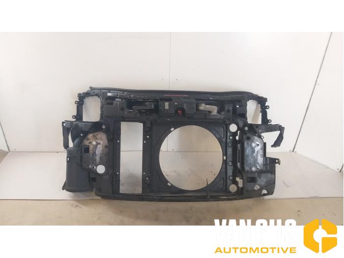Begagnade Front Audi A2 (8Z0) 1.4 16V Pris € 75,00 Marginaltabell erbjuds av Van Gils Automotive
