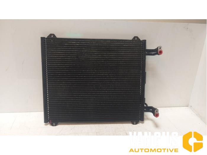 Usagé Radiateur clim Audi A2 (8Z0) 1.4 16V Prix € 80,00 Règlement à la marge proposé par Van Gils Automotive