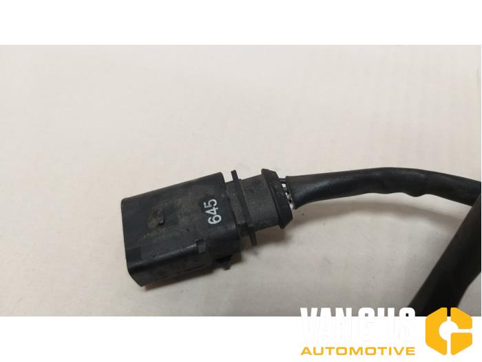 Lambda probe from a Audi TT Roadster (8J9) 3.2 V6 24V Quattro 2008