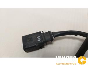 Lambda probe from a Audi TT Roadster (8J9) 3.2 V6 24V Quattro 2008