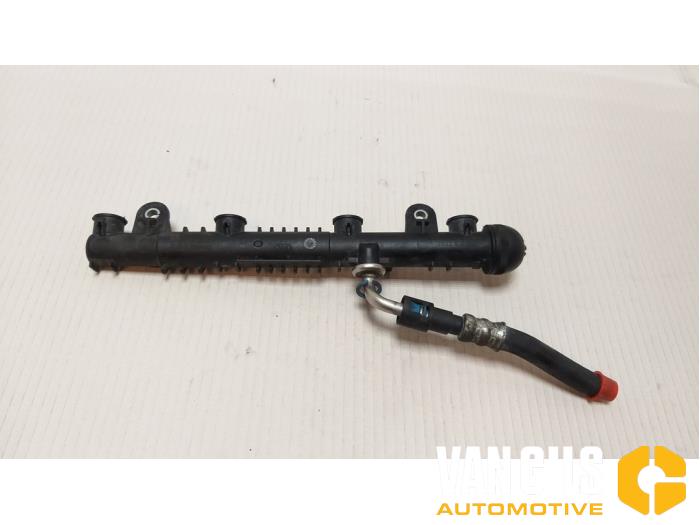 Usagé Système d'injection Renault Clio II (BB/CB) 1.2 16V Prix € 50,00 Règlement à la marge proposé par Van Gils Automotive