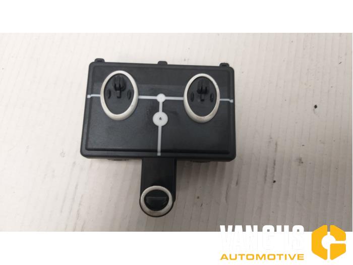 Usados Módulo electrónico central Audi A4 Avant (B9) 2.0 40 T MHEV 16V Precio € 64,99 Norma de margen ofrecido por Van Gils Automotive