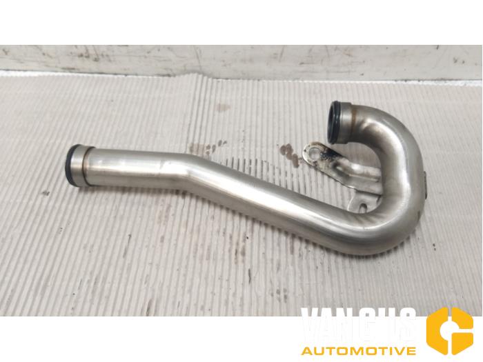 Begagnade EGR-rör Mercedes A (W176) 1.5 A-180 CDI, A-180d 16V Pris € 36,30 Inklusive moms erbjuds av Van Gils Automotive