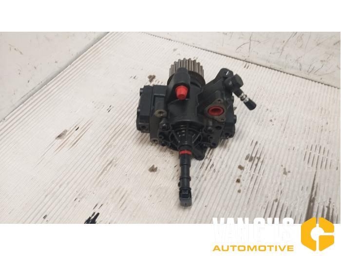 Begagnade Dieselpump Mercedes A (W176) 1.5 A-180 CDI, A-180d 16V Pris € 181,49 Inklusive moms erbjuds av Van Gils Automotive