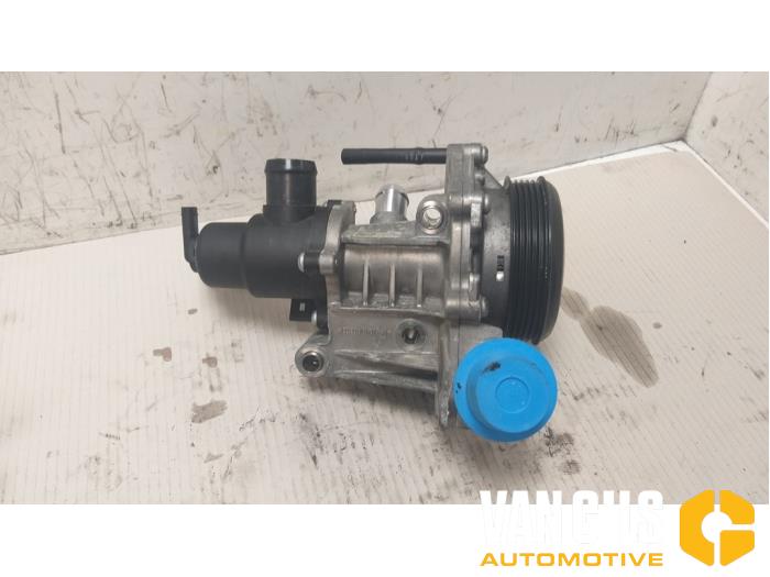 Begagnade Vattenpump Mercedes B (W246/W242) 2.1 B-220 CDI BlueEFFICIENCY,d 16V Pris € 164,56 Inklusive moms erbjuds av Van Gils Automotive