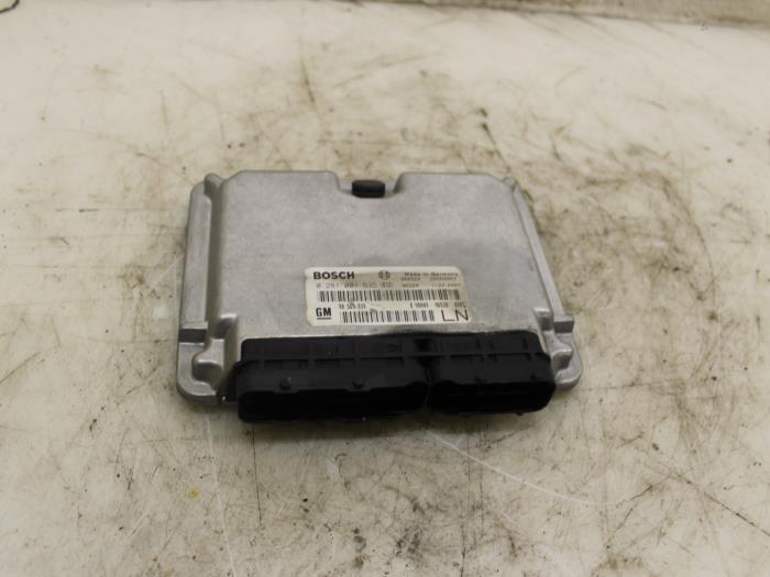 Used Engine management computer Opel Omega B (25/26/27) 2.0 DTi 16V Price € 150,00 Margin scheme offered by Van Gils Automotive