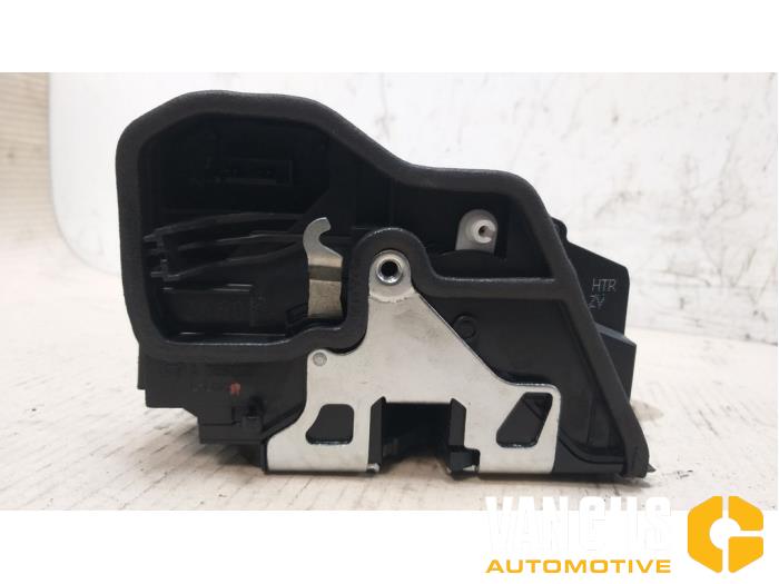 Rear door mechanism 4-door, right from a BMW 3 serie Touring (F31) 320d 2.0 16V EfficientDynamicsEdition 2015