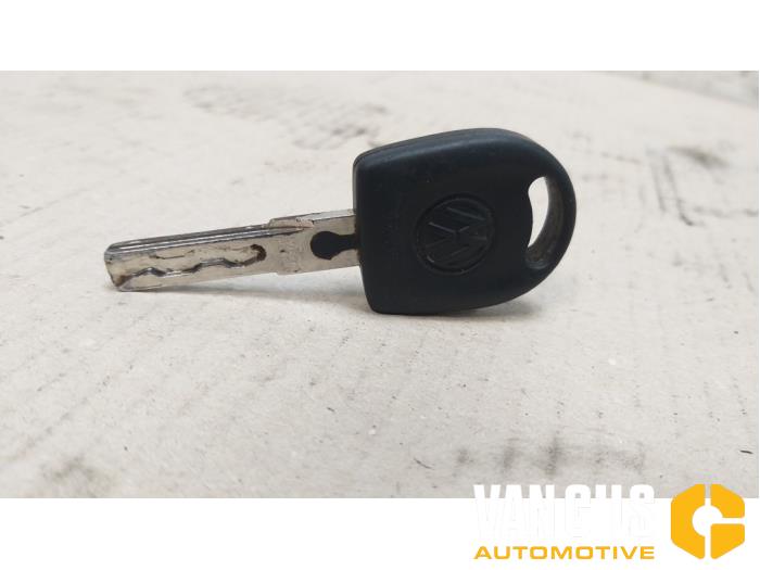 Schlüssel Volkswagen Polo IV 1.2 12V - VW-AG