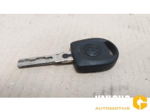 Used Key Volkswagen Polo IV (9N1/2/3) 1.2 12V Price € 30,00 Margin scheme offered by Van Gils Automotive