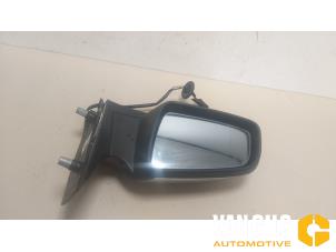Used Wing mirror, left Opel Zafira (M75) 1.6 16V Price € 55,00 Margin scheme offered by Van Gils Automotive