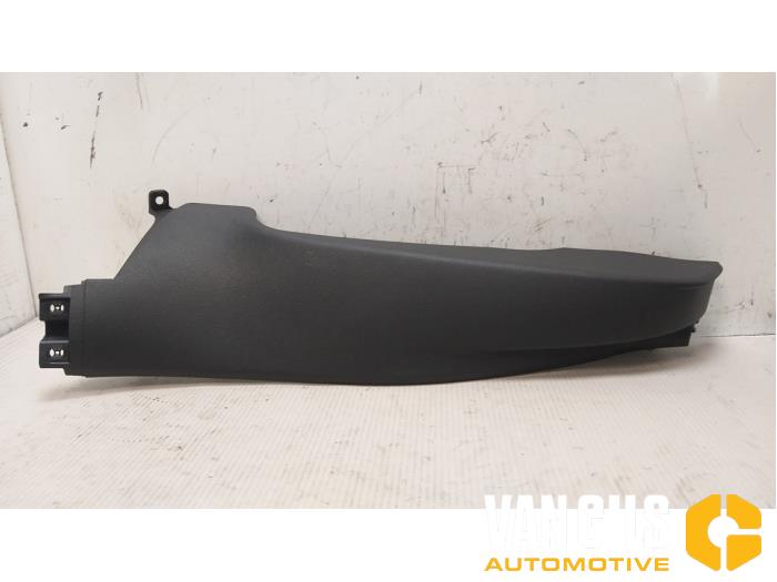 C-style sealing cover left from a Volkswagen Golf VII (AUA) 1.6 TDI BMT 16V 2017