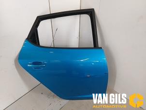 Usados Puerta de 4 puertas derecha detrás Seat Ibiza IV (6J5) 1.0 EcoTSI 12V Precio de solicitud ofrecido por Van Gils Automotive