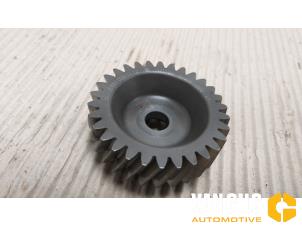 Used Balance shaft sprocket Mercedes B (W246,242) Price € 38,72 Inclusive VAT offered by Van Gils Automotive
