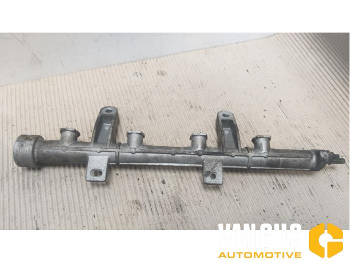 Usagé Système d'injection Hyundai Getz 1.3i 12V Prix € 50,00 Règlement à la marge proposé par Van Gils Automotive
