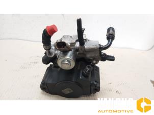Used Electric fuel pump Mercedes B (W246,242) Price € 330,00 Inclusive VAT offered by Van Gils Automotive
