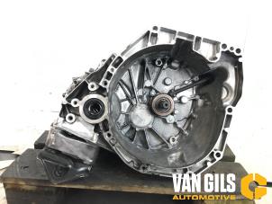 Used Gearbox Nissan Juke (F16) 1.0 DIG-T 117 12V Price € 449,99 Margin scheme offered by Van Gils Automotive