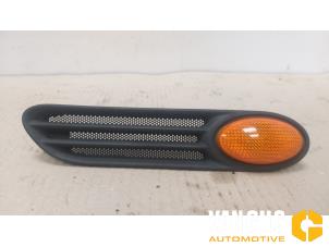 Used Front wing indicator, right BMW Mini One/Cooper (R50) 1.6 16V One Price € 30,00 Margin scheme offered by Van Gils Automotive