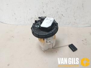 Usados Bomba eléctrica de combustible Toyota ProAce 2.0 D-4D 122 16V Worker Precio € 137,94 IVA incluido ofrecido por Van Gils Automotive