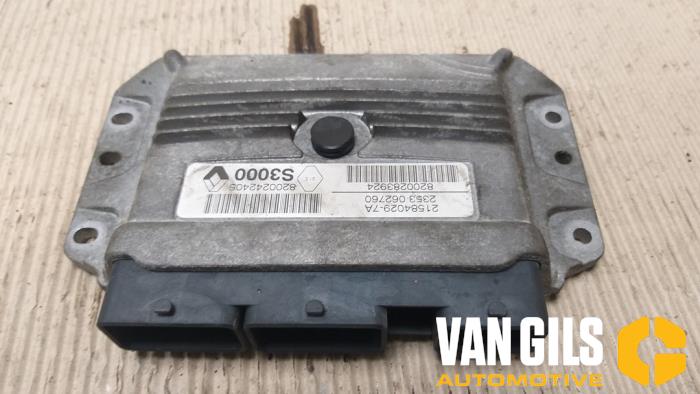 Used Engine management computer Renault Megane II (BM/CM) 1.4 16V 98 Price € 150,00 Margin scheme offered by Van Gils Automotive