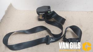 Usagé Ceinture arrière gauche Volvo V40 (MV) 2.0 D2 16V Prix sur demande proposé par Van Gils Automotive