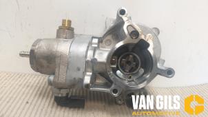 Używane Pompa prózniowa (benzyna) Volkswagen Golf VII (AUA) Cena na żądanie oferowane przez Van Gils Automotive