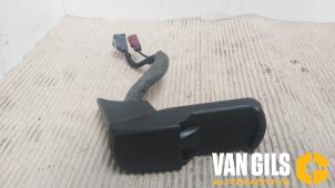 Usados Módulo de teléfono Volkswagen Golf V Variant (1K5) Precio de solicitud ofrecido por Van Gils Automotive