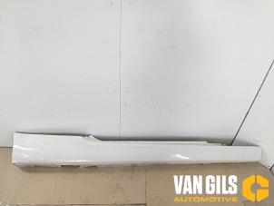 Used Side skirt, right BMW 3 serie (E92) 335i 24V Price on request offered by Van Gils Automotive