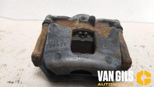Used Front brake calliper, right Mercedes B (W246,242) 2.1 B-220 CDI BlueEFFICIENCY, B-220d 16V Price € 66,00 Margin scheme offered by Van Gils Automotive