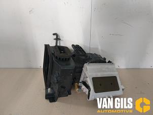 Usagé Boîtier chauffage Daihatsu Sirion 2 (M3) Prix € 75,00 Règlement à la marge proposé par Van Gils Automotive