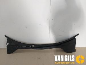 Usagé Paravent Volkswagen Golf V Variant (1K5) Prix € 33,00 Règlement à la marge proposé par Van Gils Automotive