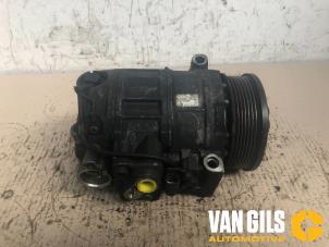 Used Air conditioning pump Mercedes S (W220) 4.0 S-400 CDI V8 32V Price € 75,00 Margin scheme offered by Van Gils Automotive