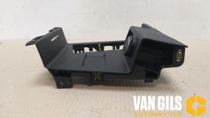 Used 12 volt connection Ford Focus 4 1.0 Ti-VCT EcoBoost 12V 125 Price € 40,00 Margin scheme offered by Van Gils Automotive