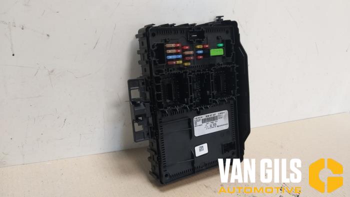 Caja de fusibles de un Ford Focus 4 1.0 Ti-VCT EcoBoost 12V 125 2019