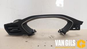 Used Dashboard part Ford Focus 4 1.0 Ti-VCT EcoBoost 12V 125 Price € 40,00 Margin scheme offered by Van Gils Automotive