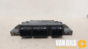 Usagé Calculateur moteur Renault Twingo II (CN) 1.2 16V Prix € 60,00 Règlement à la marge proposé par Van Gils Automotive