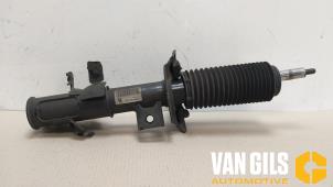 Used Front shock absorber rod, right Ford Focus 4 1.0 Ti-VCT EcoBoost 12V 125 Price € 71,00 Margin scheme offered by Van Gils Automotive