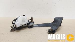 Usagé Ceinture arrière gauche Honda Stream (RN) 1.7 16V VTEC Prix € 50,00 Règlement à la marge proposé par Van Gils Automotive