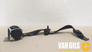 Gebrauchte Sicherheitsgurt rechts hinten Opel Corsa D 1.2 16V LPG Preis auf Anfrage angeboten von Van Gils Automotive