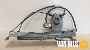 Used Window mechanism 2-door, front right Renault Clio III (BR/CR) 1.2 16V 75 Price on request offered by Van Gils Automotive